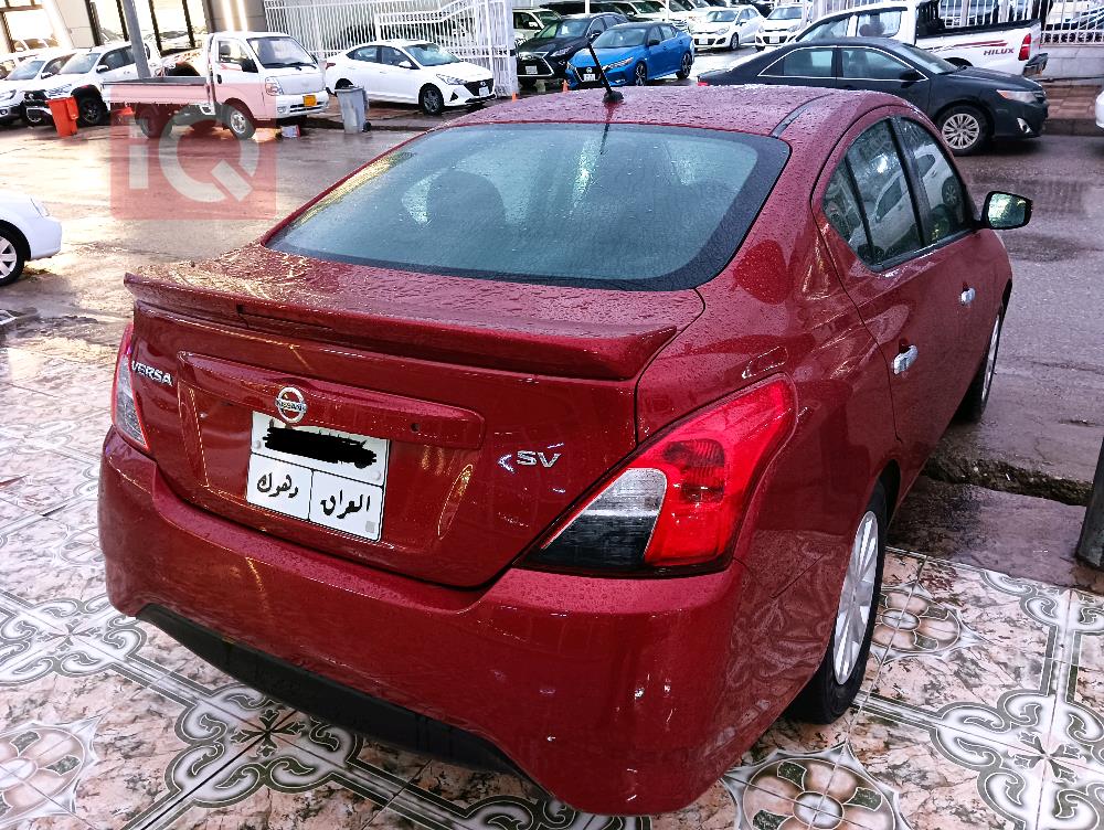 نیسان ڤێرسا